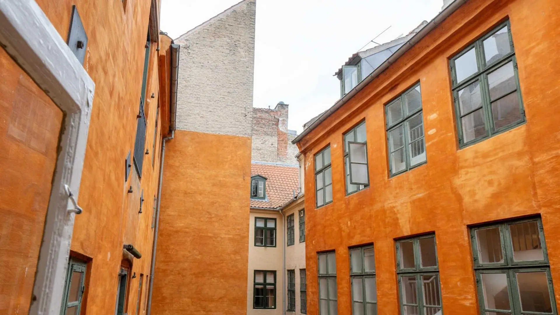 Charismatic Apartments In Copenhagen Old Town